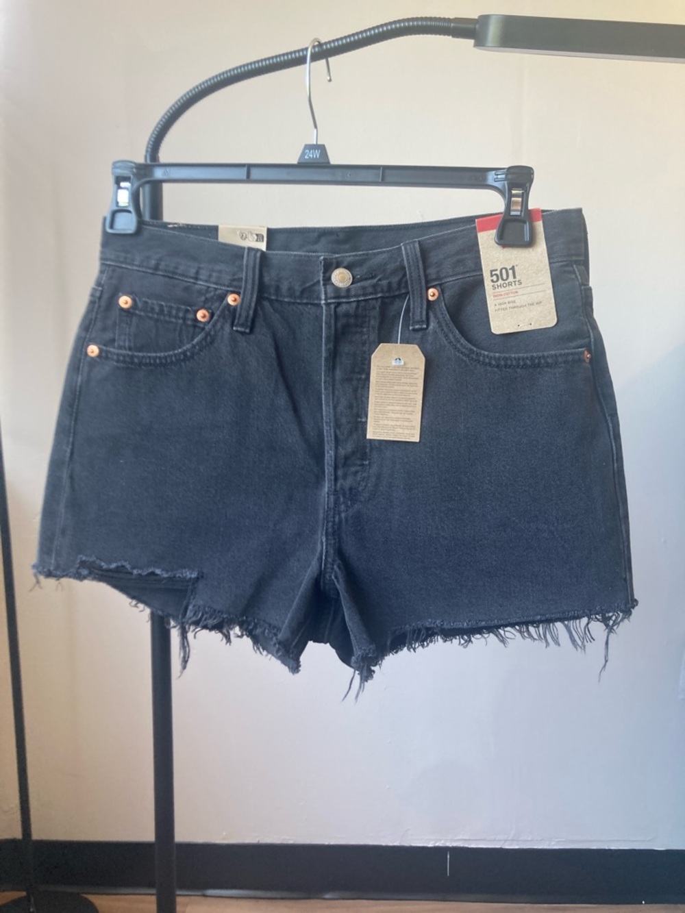 Levi’s 501 high rise jean short distressed raw hem cotton 29 - Picture 15 of 16